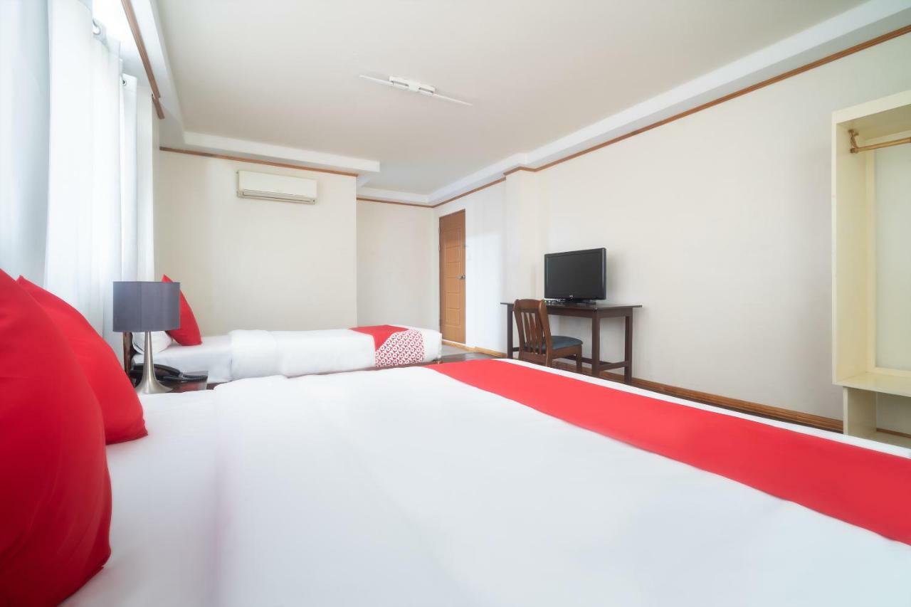 Oyo 162 The West Inn Davao Bagian luar foto