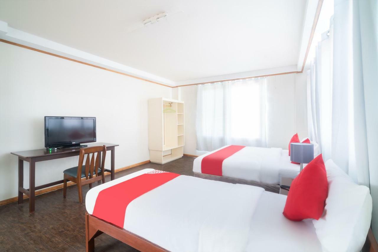 Oyo 162 The West Inn Davao Bagian luar foto